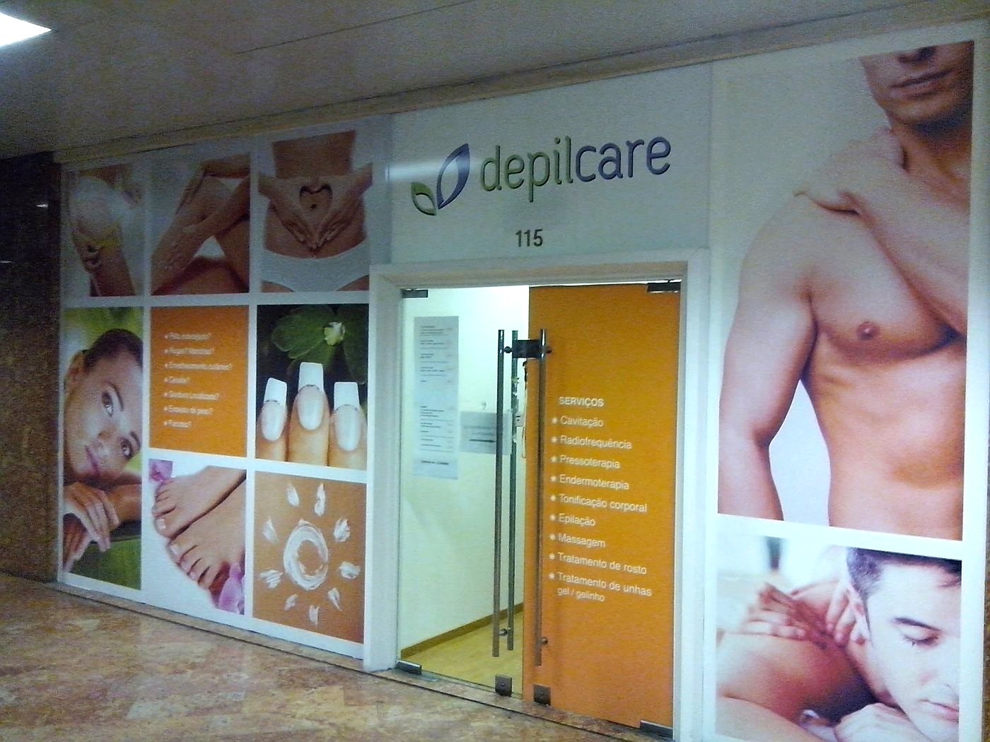 Montra da DepilCare no Shopping Brasília
